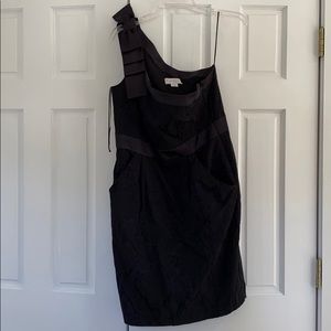 One strap black dress
